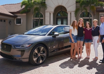 Jaguar rozpoczyna dostawy I-PACEa do klientów z USA